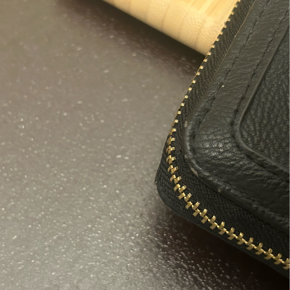 Olivia+Joy Wallet - Picture 5 of 13